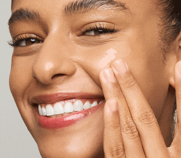 Rejuvenece y blanquea tu piel con ingredientes de calidad